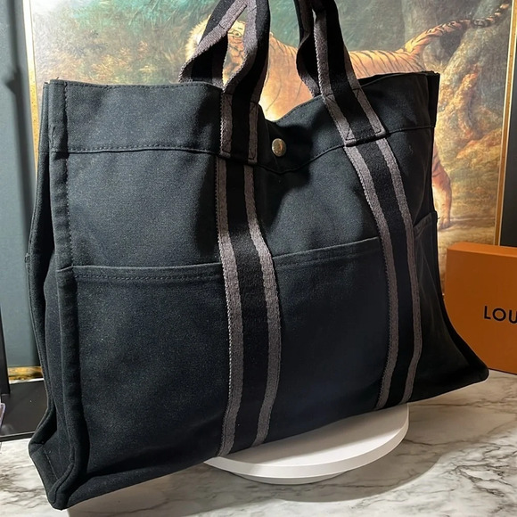 HERMES Fourre Tout MM Tote Bag Handbag Canvas Black and Gray. MOMMA NOT THE BABY - Picture 3 of 16